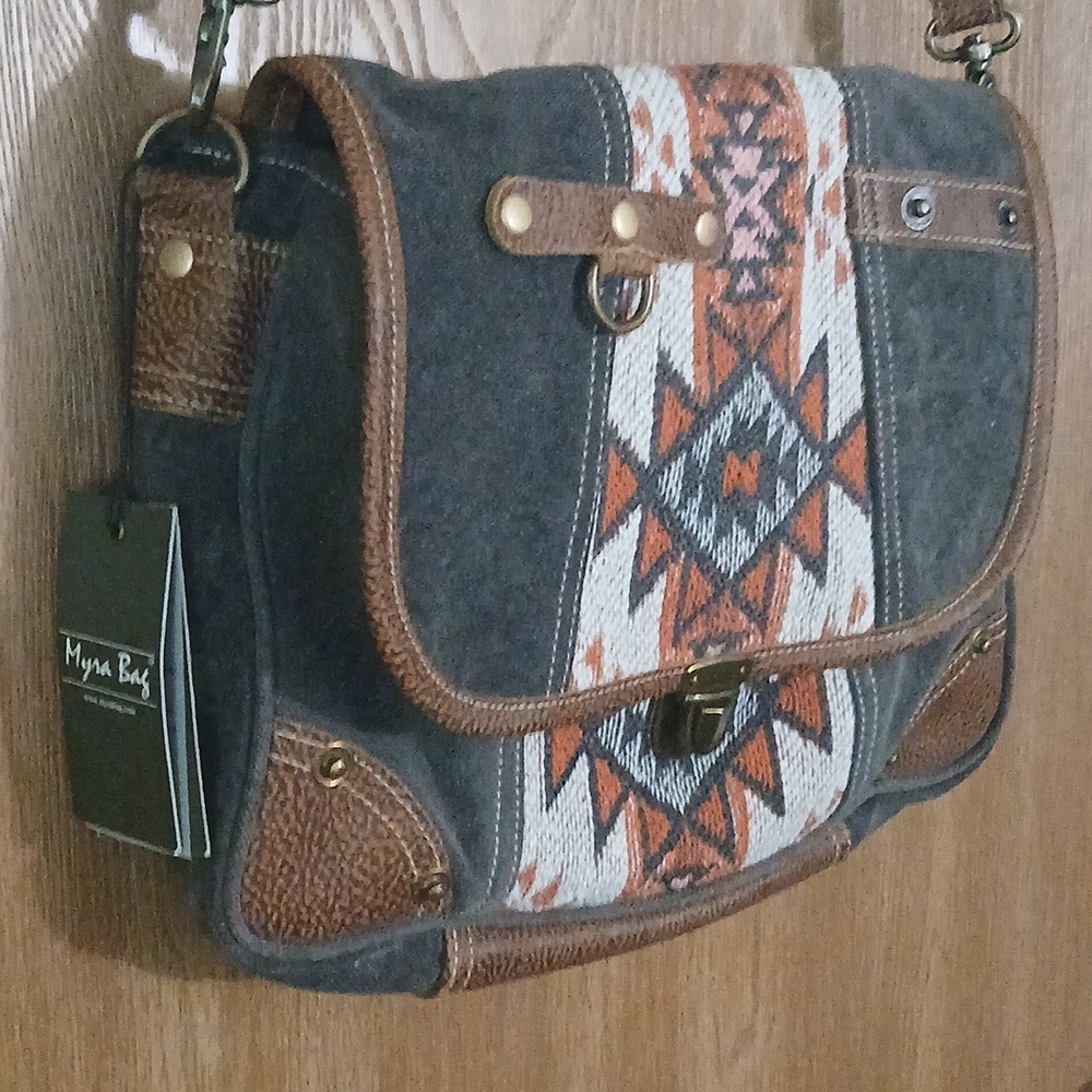 Myra Aztec Spirit Crossbody Large Book/Laptop Style Bag